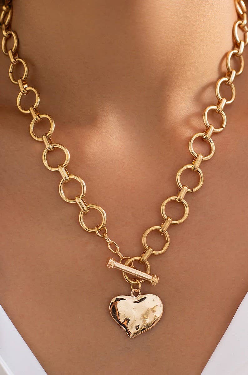 Hammered Heart Toggle Necklace – Gold Statement Pendant