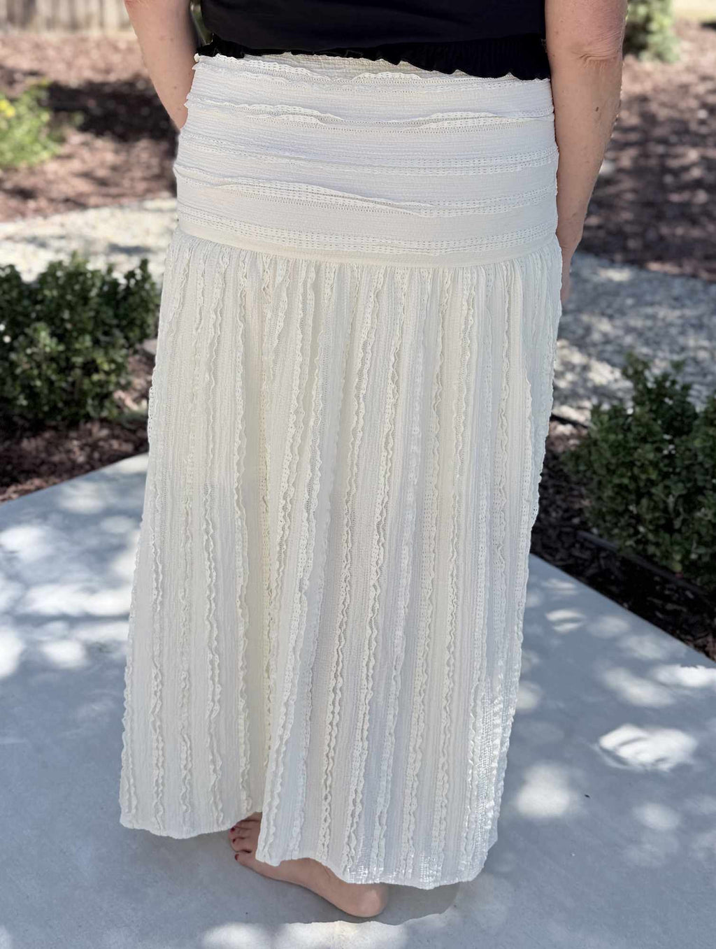 Off-White Textured Flowy Maxi Skirt