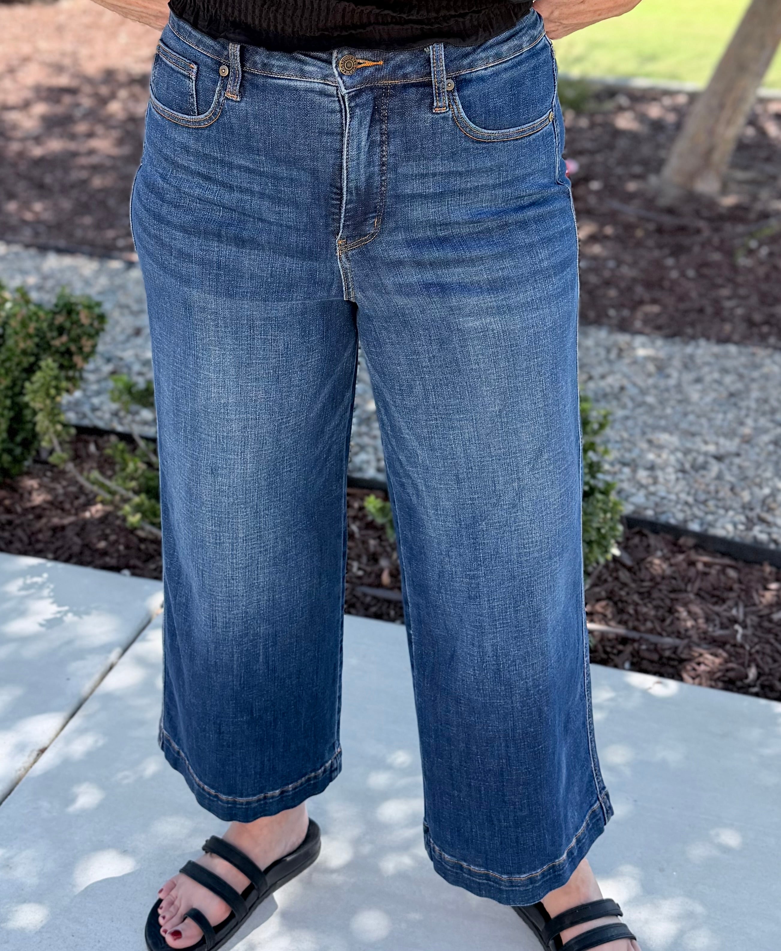 Judy Blue HW T.C. CLAUDIA  Ankle Wide DK Deep Indigo