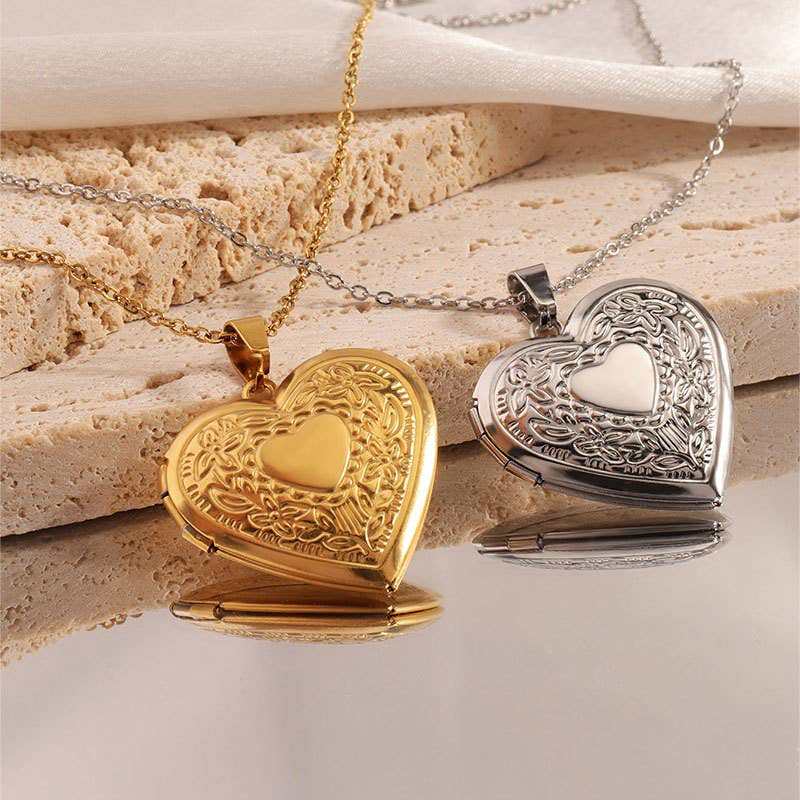 18K STAINLESS STEEL LOCKET NECKLACE