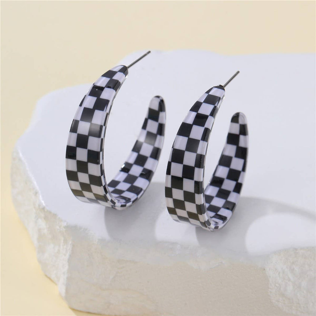Retro Checkerboard Hoop Earrings – Black & Pink Statement Earrings
