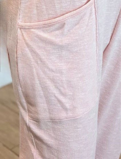 Ribbed Sleeveless Jumpsuit With Pockets / Pink