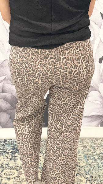 Leopard HW Jeans