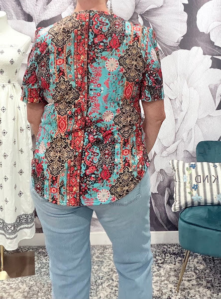 Floral Print V-Neck Puff Sleeve Tee — Women's Casual Boutique Top