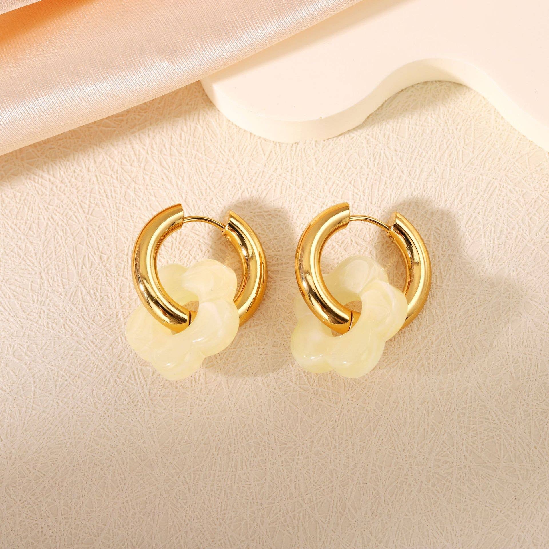 18K Gold Floral Drop Earrings – Tarnish-Free Stainless Steel
