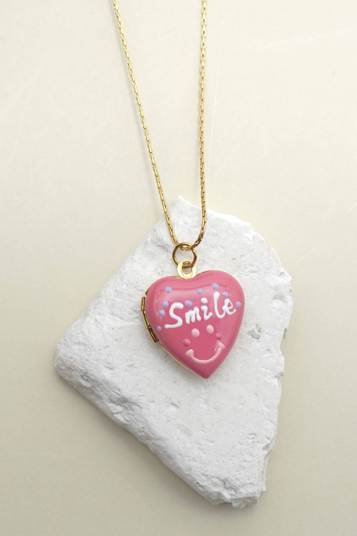 18K Gold Heart Locket Necklace – Tarnish-Free Stainless Steel